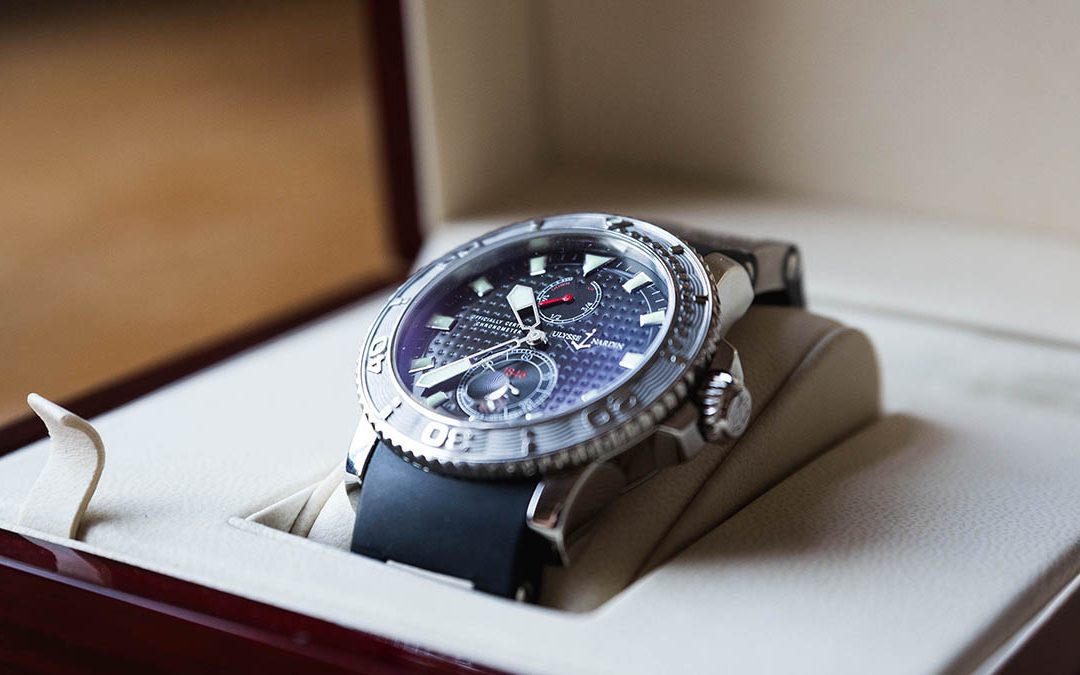 Perintö valtameripurjehdusten ajoilta – Ulysse Nardin Maxi Marine Diver